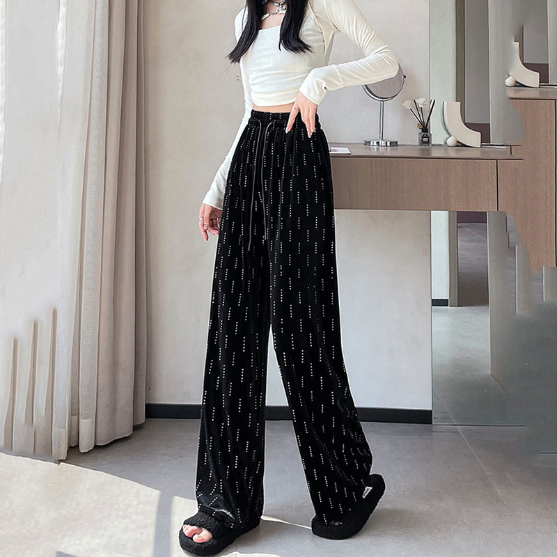 Pantalon de luxe en velours av - Street Fashion Female avis et prix