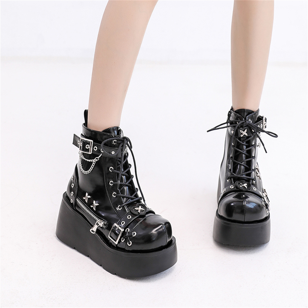 Bottines gothiques à plateform - Street Fashion Female avis et prix