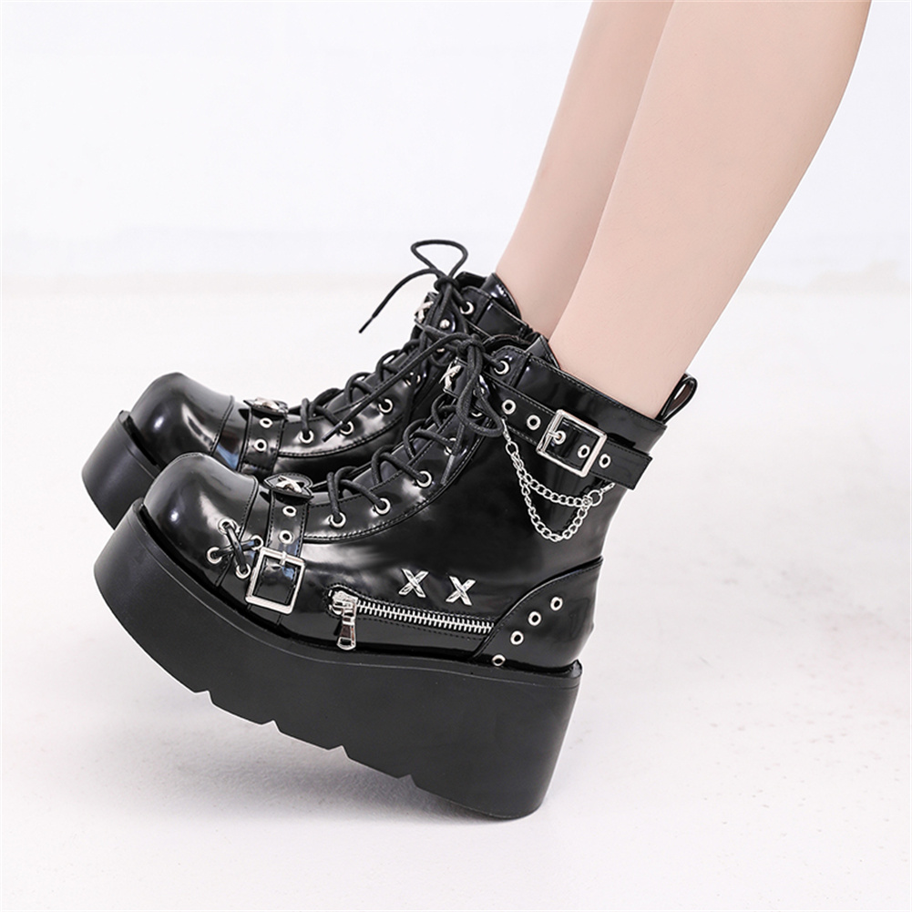 Bottines gothiques à plateform - Street Fashion Female avis et prix